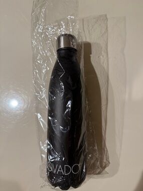 NWOT Movado Black Matte Stainless Cap Water Bottle